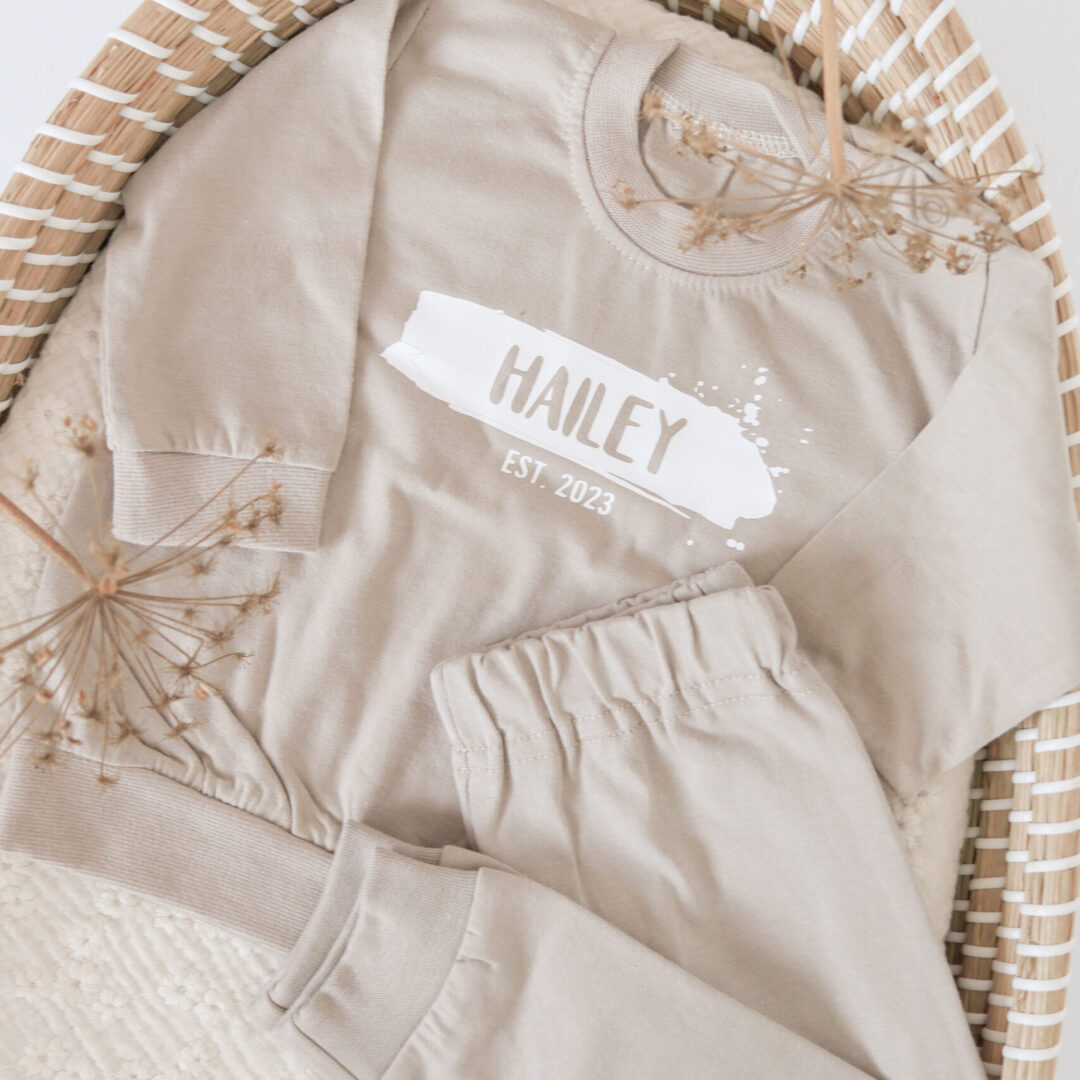 pyjama hailey